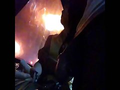 Beauté de la caresse lui les doigts