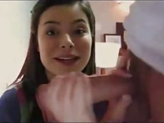 Anale de la grand-mère de la jeune mâle