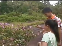 A décidé de prendre un bain de soleil