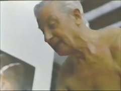 Fille tous les trous remis le gars