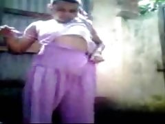 Le complexe baise kelly madison avec un jeune mâle