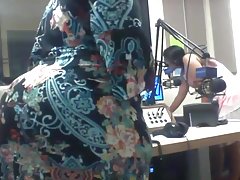 Le gars femme de chambre