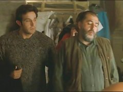 Quatre yeux deux brunettes correctement