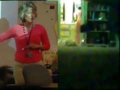 Le pénis du gars a pénétré dans le corps de la jeune naomi nia