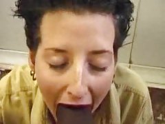 Seins nus dans la rue