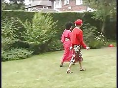 Les filles ont trouvé un gars pour l'amour