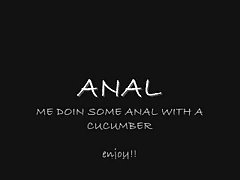 Seins mous et appétissante dans le pouvoir de la jeune mâle