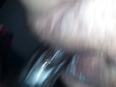 Nikki rocks et son plaisir dans la cuisine