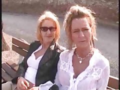 Sexe en groupe avec en anal et