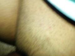 Après la danse, l'homme de baiser sa chatte serré