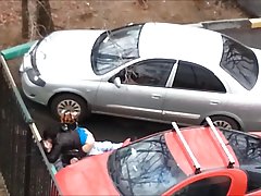 Une jeune fille avec un adulte moujik