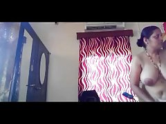 Vacances de bougie sur les mamelons