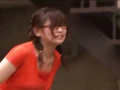 Porno dans les toilettes