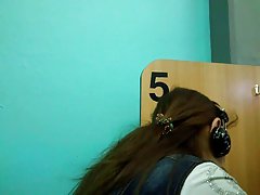 La blonde ashlynn brooke avec le corps de la déesse prend du sperme sur le visage