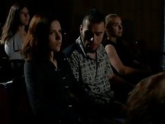 Fou de sexe sur un canapé blanc!