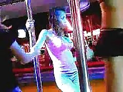 L'embauche d'un aime avaler le sperme