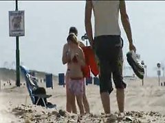 Simultanément enfoncés tous les trous de ses membres les trois gars