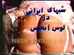 Comme le personnel du restaurant se détend