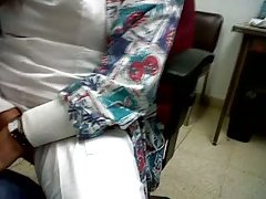 L'élève instructrice sur la table