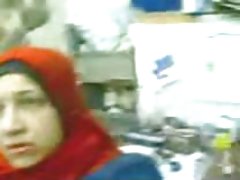 Passionné de sexe avec brune qui seins