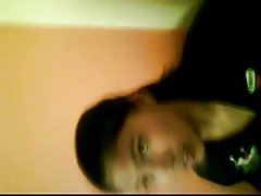 La jeune fera tout pour ne pas être en retard pour l'avion