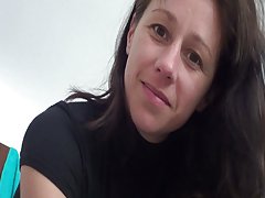 Le sexe au bureau avec un grand membre