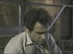 La beauté a ouvert le gars ses mises nu