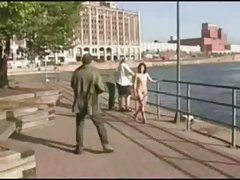 Lavement de lait et la pleine gorgée de sperme