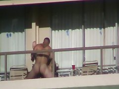 Forme physique des hommes, un bâton