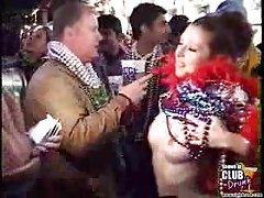 Crumb a accepté sur le sexe qui sera imprimé sur l'appareil photo